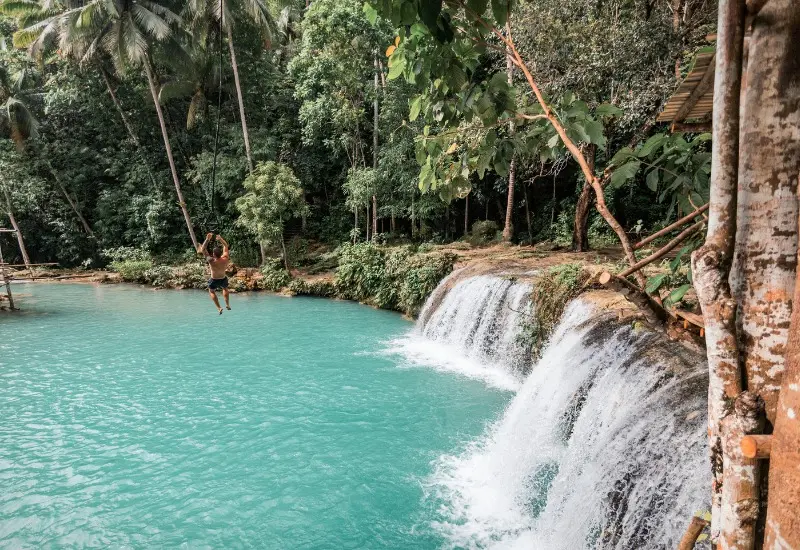 Kh&aacute;m ph&aacute; Siquijor: h&ograve;n đảo thi&ecirc;n đường của Philippines 5