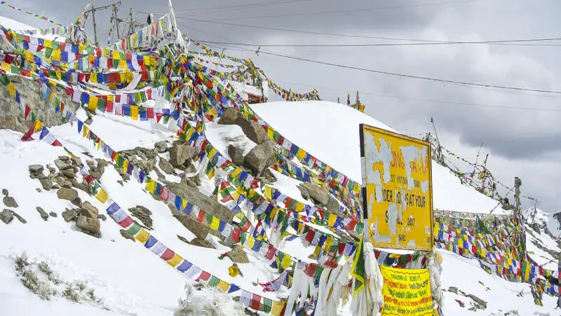 Ladakh: V&ugrave;ng đất của những ngọn n&uacute;i v&agrave; thi&ecirc;n nhi&ecirc;n hoang sơ ở Ấn Độ 8