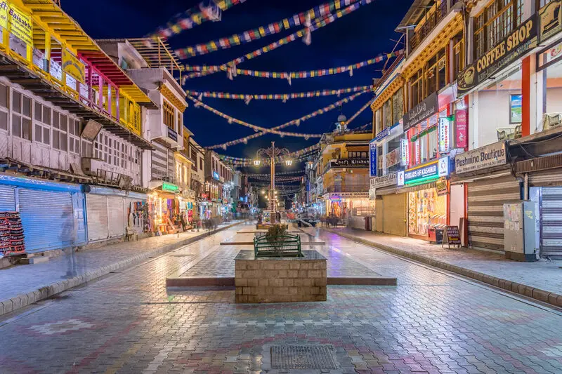 Ladakh: V&ugrave;ng đất của những ngọn n&uacute;i v&agrave; thi&ecirc;n nhi&ecirc;n hoang sơ ở Ấn Độ 5