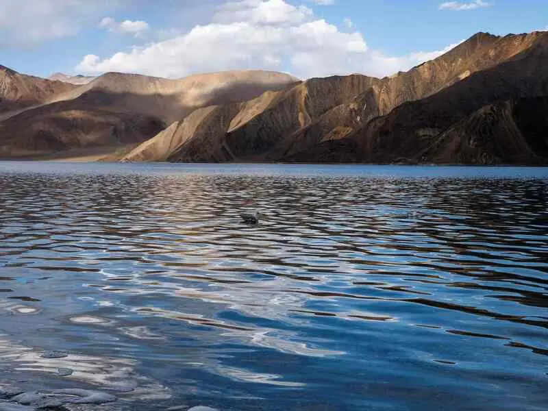 Ladakh: V&ugrave;ng đất của những ngọn n&uacute;i v&agrave; thi&ecirc;n nhi&ecirc;n hoang sơ ở Ấn Độ 9