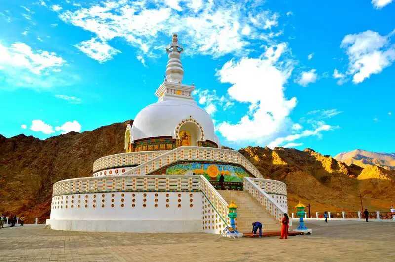 Ladakh: V&ugrave;ng đất của những ngọn n&uacute;i v&agrave; thi&ecirc;n nhi&ecirc;n hoang sơ ở Ấn Độ 7