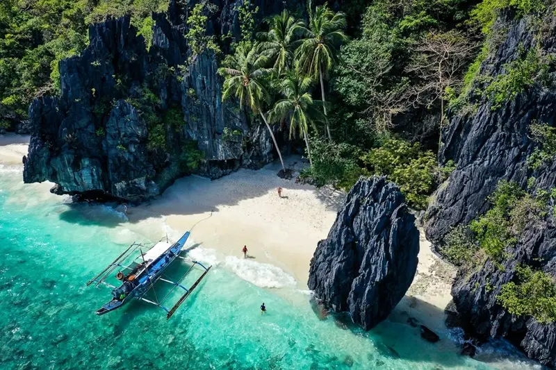 Lặn kh&aacute;m ph&aacute; Palawan, thi&ecirc;n đường biển đảo Philippines 6