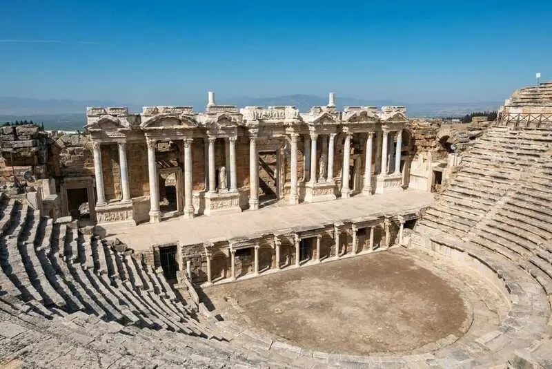 Pamukkale: L&acirc;u đ&agrave;i b&ocirc;ng b&ecirc;n v&aacute;ch đ&aacute; trắng ở Thổ Nhĩ Kỳ 9