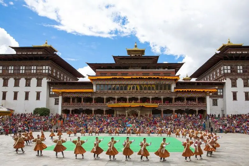 Review Thimphu thủ đ&ocirc; Bhutan b&igrave;nh y&ecirc;n kh&ocirc;ng c&oacute; đ&egrave;n giao th&ocirc;ng 3
