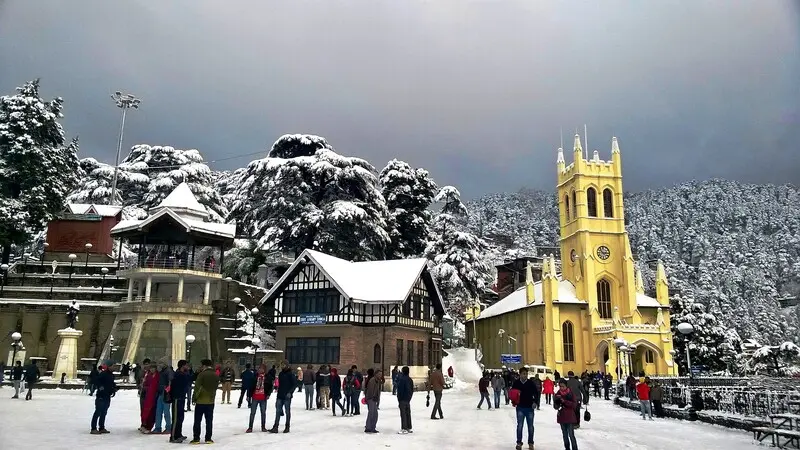 Shimla: Nữ ho&agrave;ng của những ngọn đồi xanh ng&uacute;t ng&agrave;n ở Ấn Độ 10