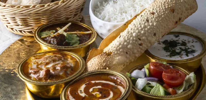 Shimla: Nữ ho&agrave;ng của những ngọn đồi xanh ng&uacute;t ng&agrave;n ở Ấn Độ 13