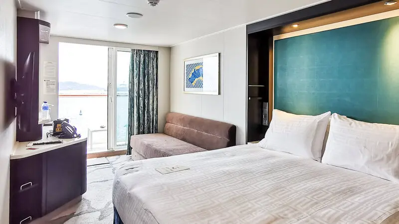 Thực hiện hải tr&igrave;nh ấn tượng c&ugrave;ng du thuyền Genting Dream 5
