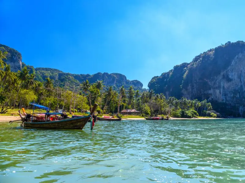 Top 15 điểm đến du lịch Ch&acirc;u &Aacute; tuyệt vời nhất cho bạn 13