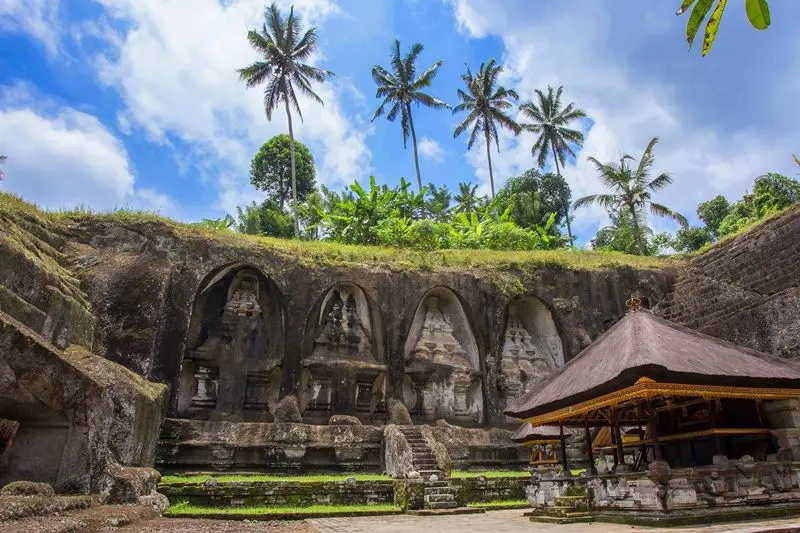 Trải nghiệm du lịch Ubud, nơi rực rỡ sắc m&agrave;u văn h&oacute;a bản địa Bali 9