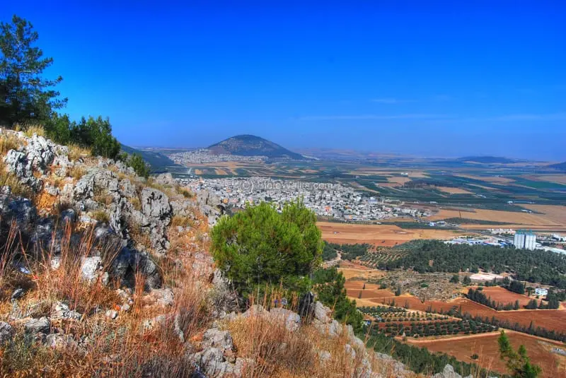 Về miền đất th&aacute;nh Nazareth m&agrave; chi&ecirc;m ngưỡng bức tranh văn h&oacute;a Kit&ocirc; gi&aacute;o 9