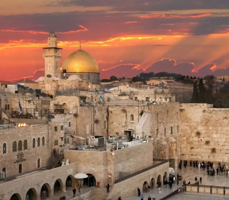 Đất Thánh Jerusalem, nơi bờ tường gạch đá in dấu lịch sử