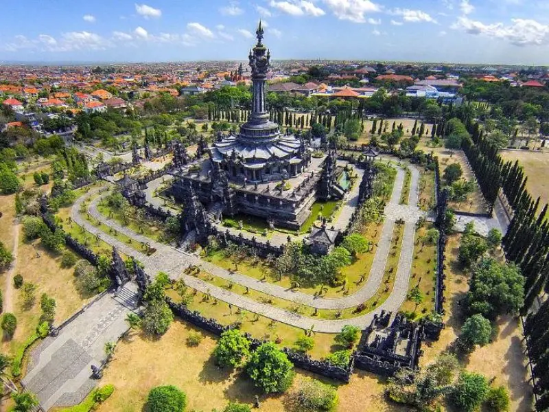Denpasar, bản giao hưởng truyền thống và hiện đại tại Bali