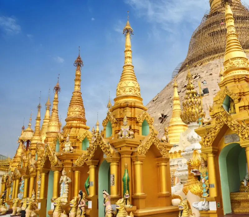 Du ngoạn đô thị Yangon mang đậm sắc màu văn hóa Myanmar