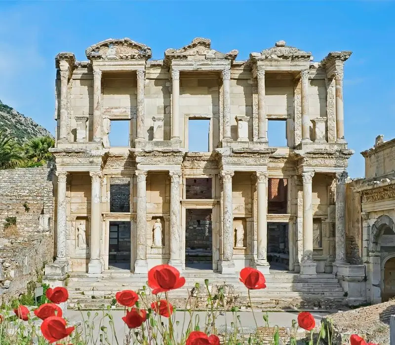 Izmir mang màu sắc khác biệt bên vùng biển Aegean Thổ Nhĩ Kỳ