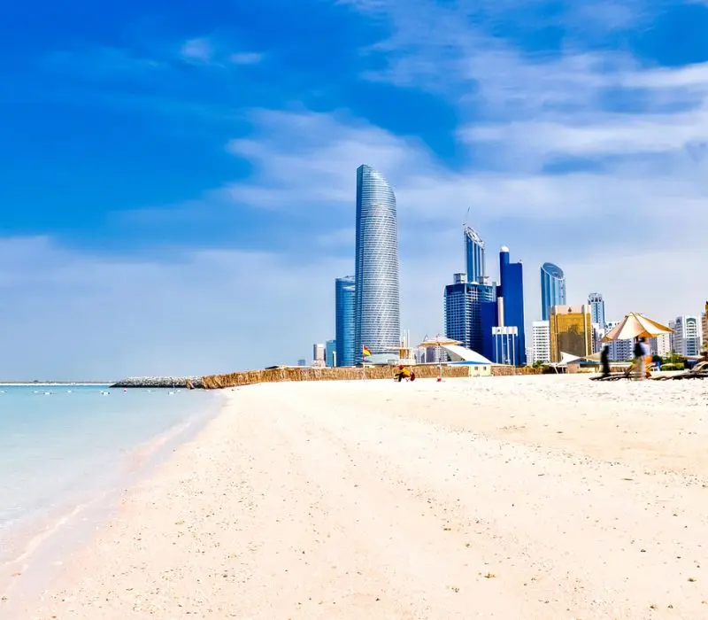 Khám phá Abu Dhabi, thủ đô hiện đại trong mơ của UAE
