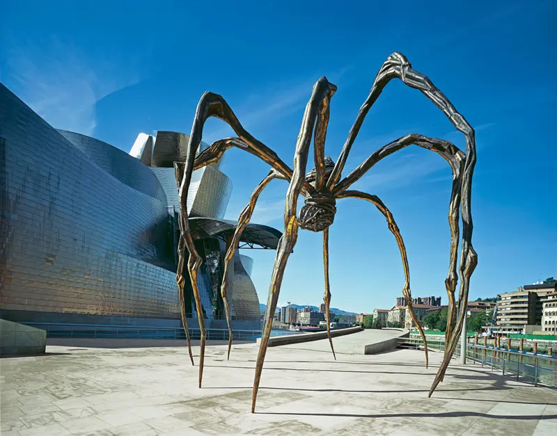 Bảo t&agrave;ng Guggenheim Bilbao, biểu tượng nghệ thuật v&agrave; kiến tr&uacute;c đương đại 9