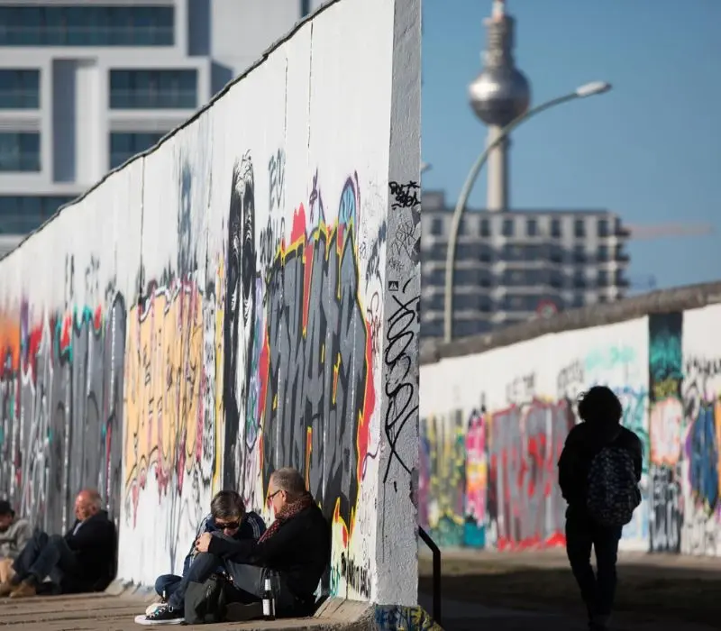 Bức tường Berlin, nh&acirc;n chứng sống động của lịch sử Đức 3