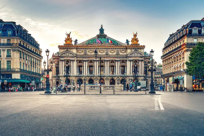 Chi&ecirc;m ngưỡng nh&agrave; h&aacute;t Opera Palais Garnier nổi tiếng 3