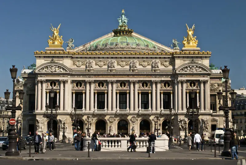 Chi&ecirc;m ngưỡng nh&agrave; h&aacute;t Opera Palais Garnier nổi tiếng 2