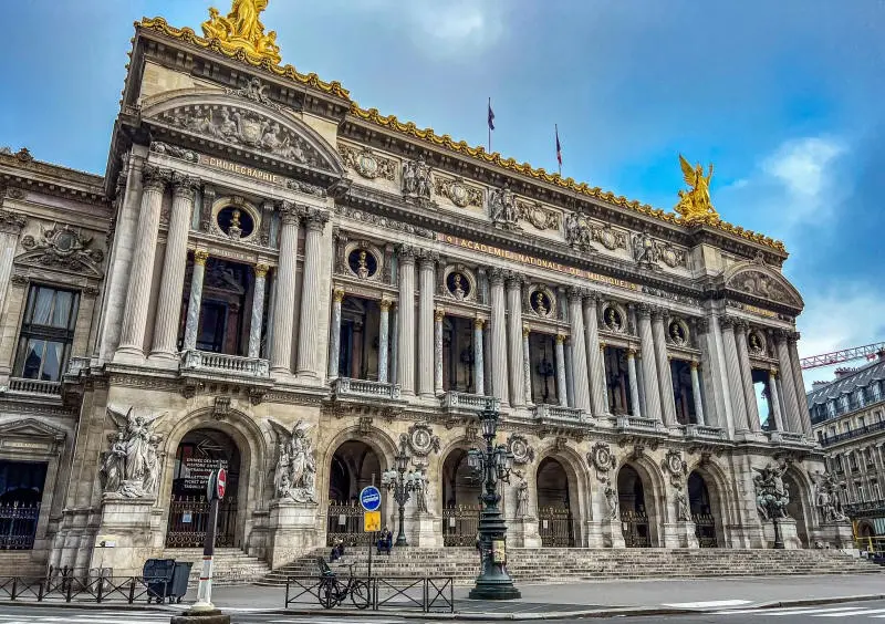 Chi&ecirc;m ngưỡng nh&agrave; h&aacute;t Opera Palais Garnier nổi tiếng 5