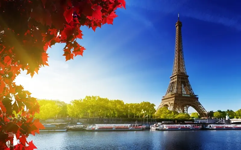 Chi&ecirc;m ngưỡng th&aacute;p Eiffel: Biểu tượng vươn m&igrave;nh nơi Paris hoa lệ 5