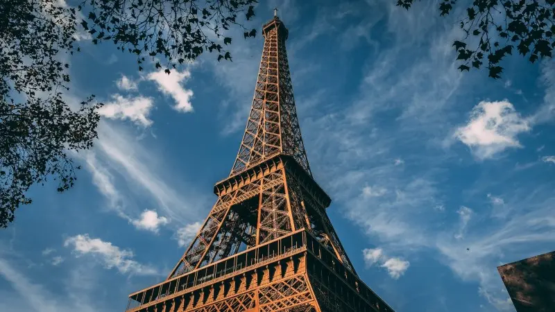 Chi&ecirc;m ngưỡng th&aacute;p Eiffel: Biểu tượng vươn m&igrave;nh nơi Paris hoa lệ 6