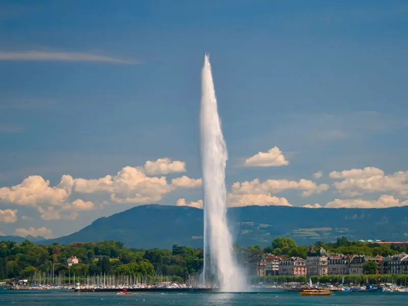 Chi&ecirc;m ngưỡng vẻ đẹp thơ mộng của Geneve b&ecirc;n hồ L&eacute;man, Thụy Sĩ 11