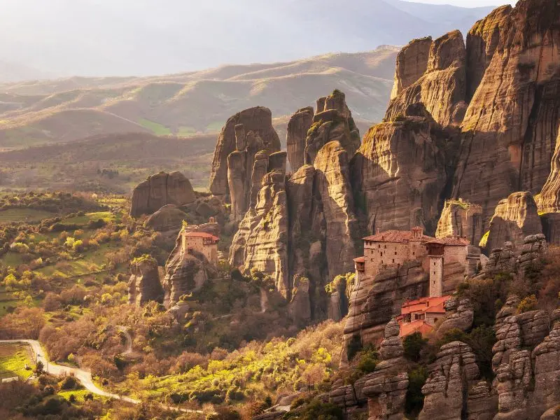 Chinh phục Meteora, h&agrave;nh tr&igrave;nh đến 3