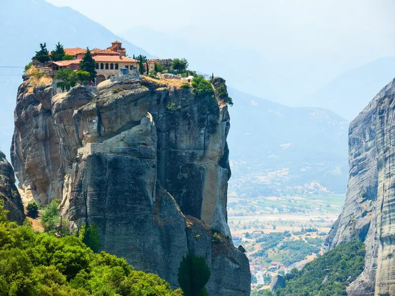 Chinh phục Meteora, h&agrave;nh tr&igrave;nh đến 4
