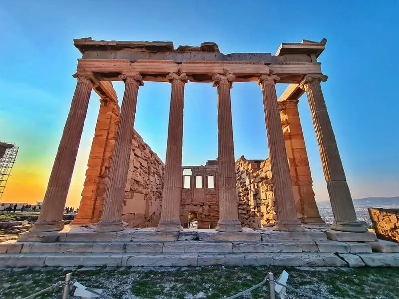 Chinh phục th&aacute;nh địa văn h&oacute;a Erechtheion tại Hy Lạp 4