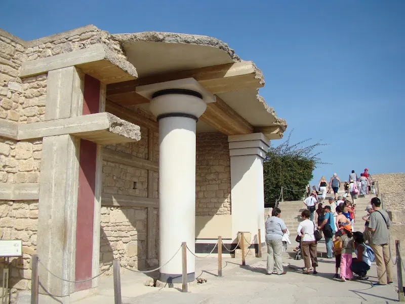 Cung điện Knossos lưu giữ dấu t&iacute;ch nền văn minh Minoan phồn thịnh 9