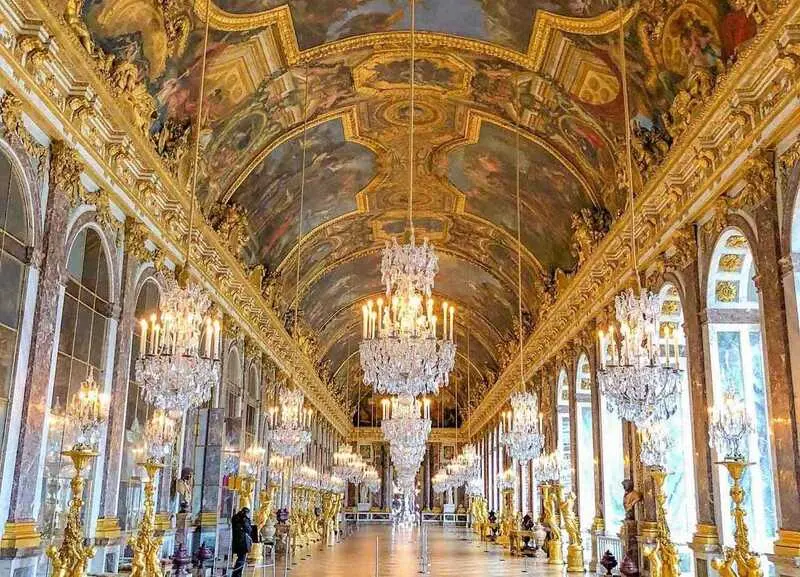 Cung điện Versailles, biểu tượng kiến tr&uacute;c Ph&aacute;p thời phong kiến 11