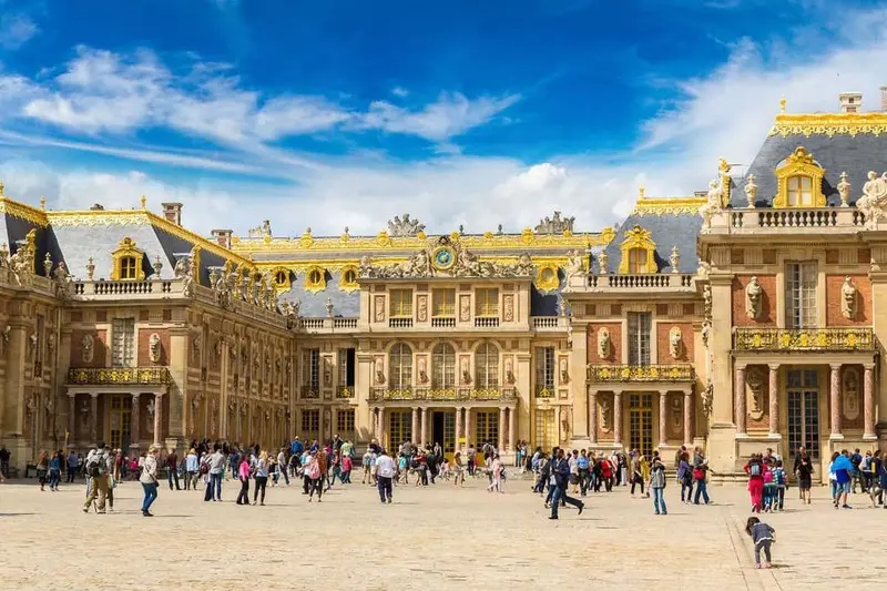 Cung điện Versailles, biểu tượng kiến tr&uacute;c Ph&aacute;p thời phong kiến 10