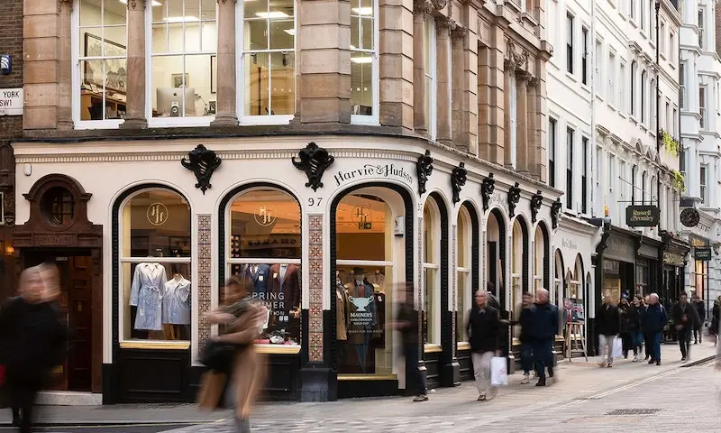 Đến Piccadilly v&agrave; chinh phục c&aacute;c địa điểm hấp dẫn 7