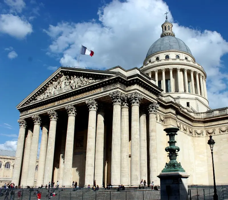 Điện Panth&eacute;on, nơi lưu giữ dấu ấn lịch sử v&agrave; văn h&oacute;a Ph&aacute;p 3