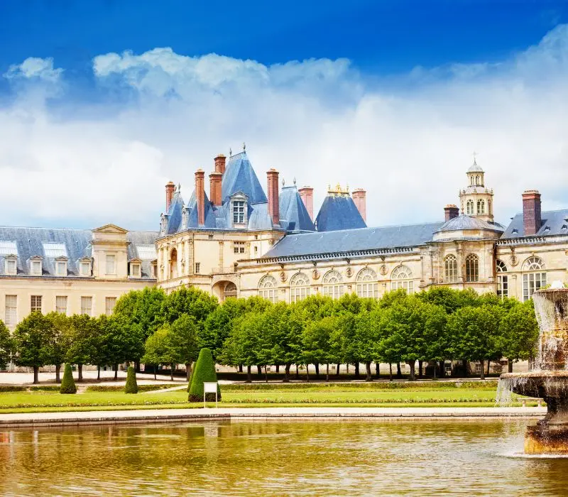 Fontainebleau, h&agrave;nh tr&igrave;nh kh&aacute;m ph&aacute; l&acirc;u đ&agrave;i ho&agrave;ng gia nước Ph&aacute;p 2