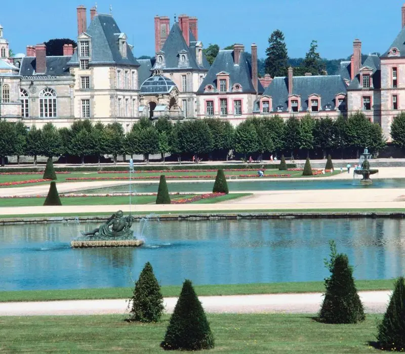 Fontainebleau, h&agrave;nh tr&igrave;nh kh&aacute;m ph&aacute; l&acirc;u đ&agrave;i ho&agrave;ng gia nước Ph&aacute;p 5