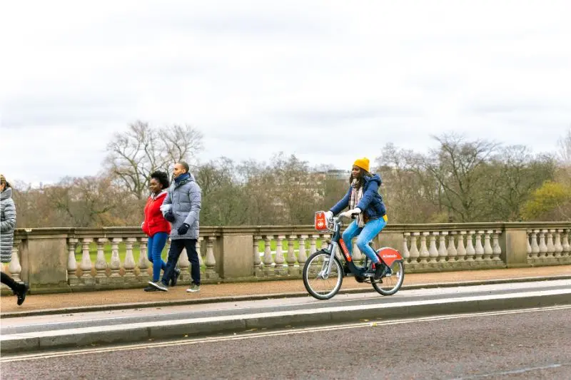 Hyde Park, l&aacute; phổi xanh của thủ đ&ocirc; London 3