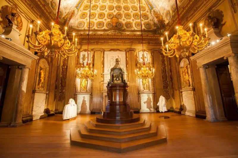 Kensington Palace, từ trang vi&ecirc;n ngoại &ocirc; đến nơi ở của Ho&agrave;ng gia 7