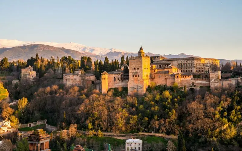 Kh&aacute;m ph&aacute; Alhambra, vi&ecirc;n ngọc qu&yacute; của Granada, T&acirc;y Ban Nha 4