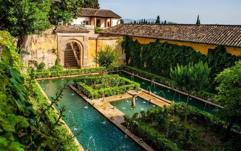 Kh&aacute;m ph&aacute; Alhambra, vi&ecirc;n ngọc qu&yacute; của Granada, T&acirc;y Ban Nha 7