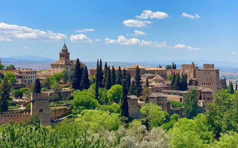 Kh&aacute;m ph&aacute; Alhambra, vi&ecirc;n ngọc qu&yacute; của Granada, T&acirc;y Ban Nha 3