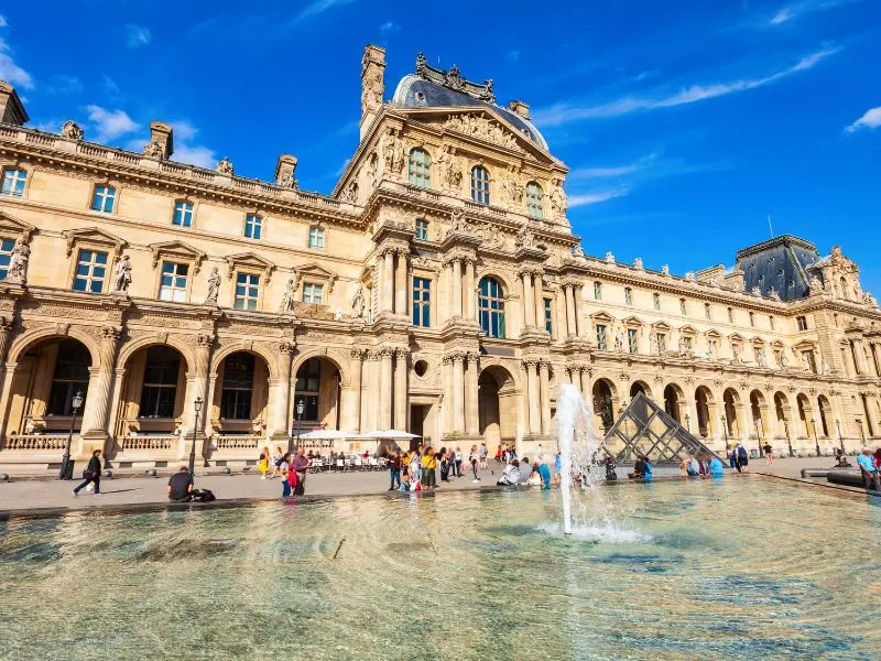 Kh&aacute;m ph&aacute; bảo t&agrave;ng Louvre: Thi&ecirc;n đường nghệ thuật của Paris 8