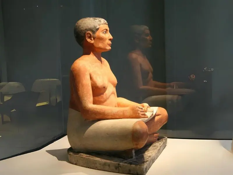 Kh&aacute;m ph&aacute; bảo t&agrave;ng Louvre: Thi&ecirc;n đường nghệ thuật của Paris 16