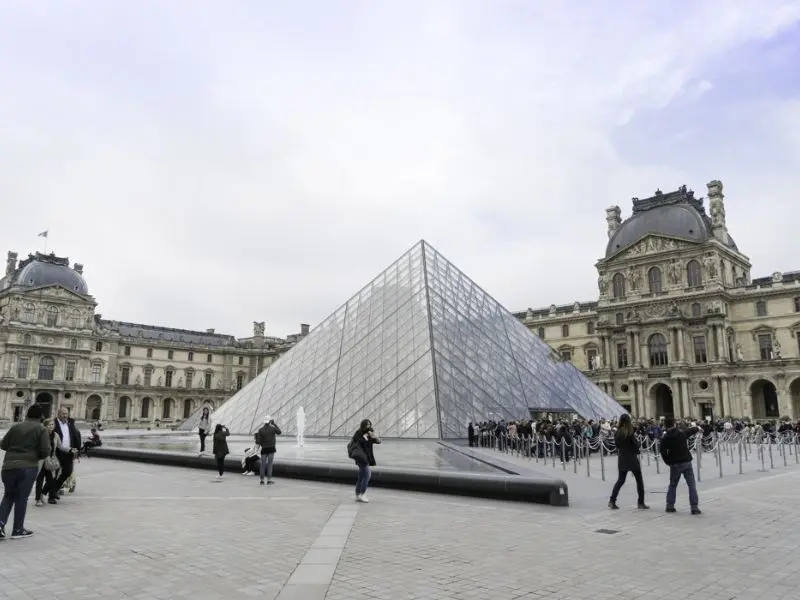 Kh&aacute;m ph&aacute; bảo t&agrave;ng Louvre: Thi&ecirc;n đường nghệ thuật của Paris 2