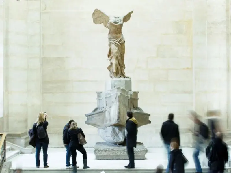Kh&aacute;m ph&aacute; bảo t&agrave;ng Louvre: Thi&ecirc;n đường nghệ thuật của Paris 12
