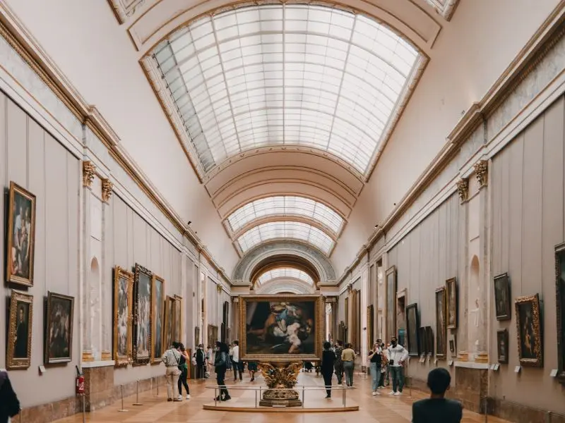 Kh&aacute;m ph&aacute; bảo t&agrave;ng Louvre: Thi&ecirc;n đường nghệ thuật của Paris 22