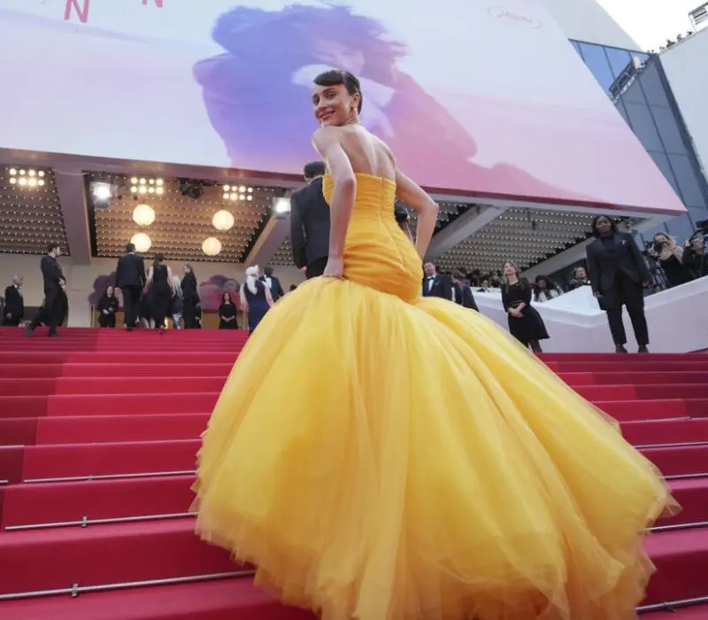 Kh&aacute;m ph&aacute; Cannes: Vi&ecirc;n ngọc s&aacute;ng của Địa Trung Hải 12