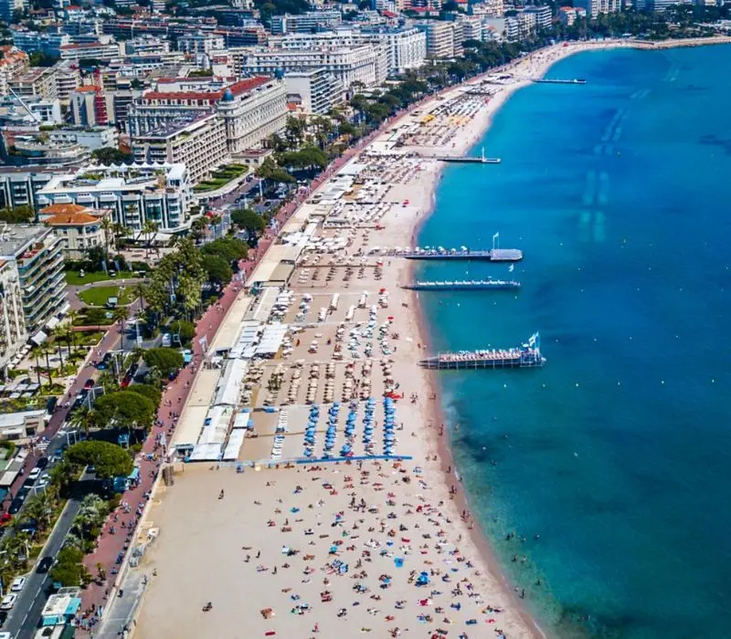 Kh&aacute;m ph&aacute; Cannes: Vi&ecirc;n ngọc s&aacute;ng của Địa Trung Hải 3