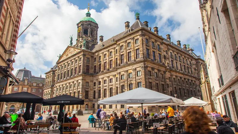 Kh&aacute;m ph&aacute; Dam Square, quảng trường nổi tiếng bậc nhất H&agrave; Lan 3